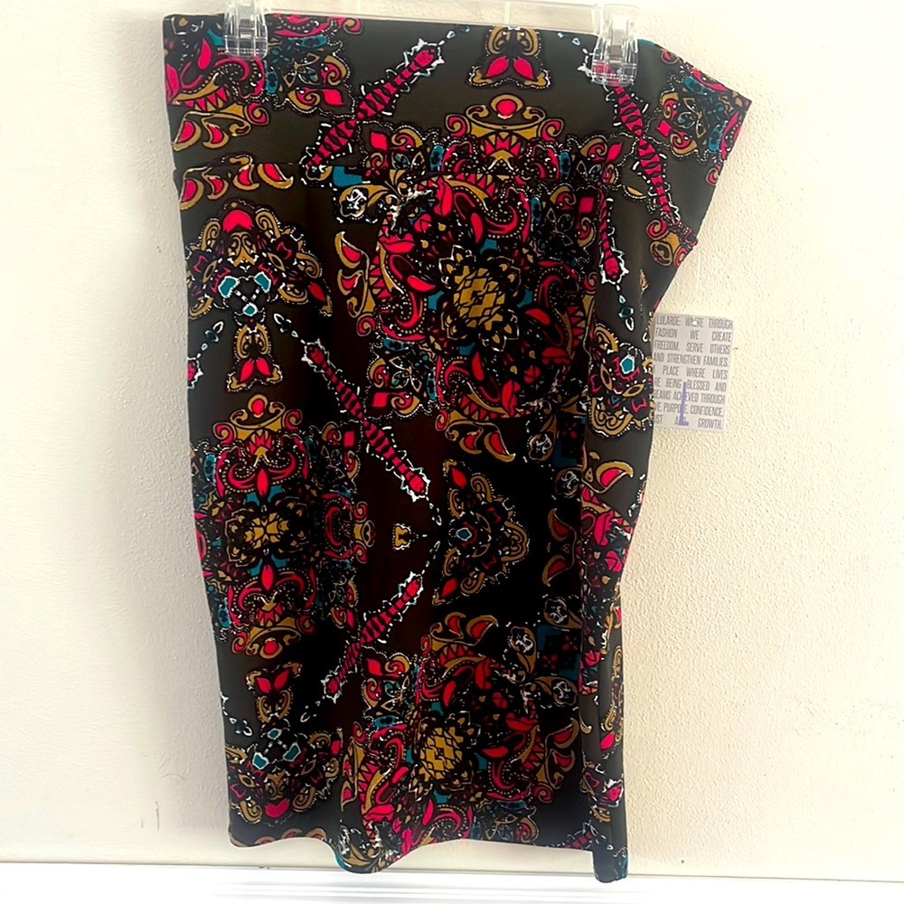 Lularoe cassie skirt nwt size large